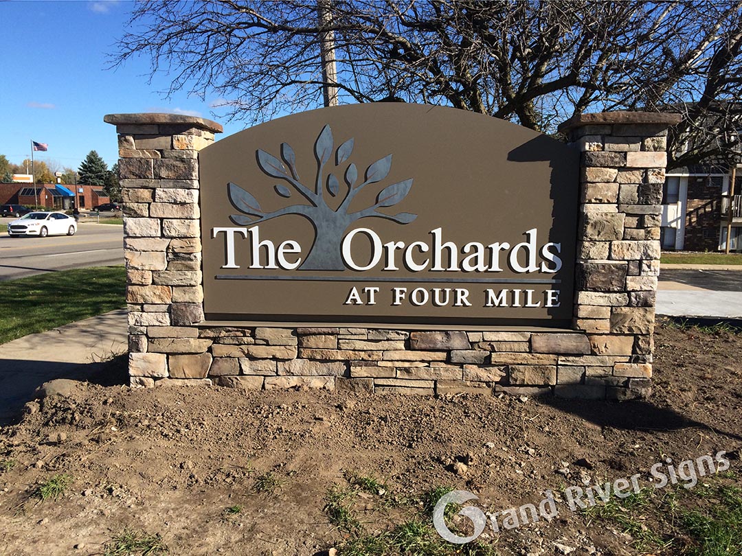 Custom Stone Monument Sign – The Orchards Apartments – Grand Rapids MI