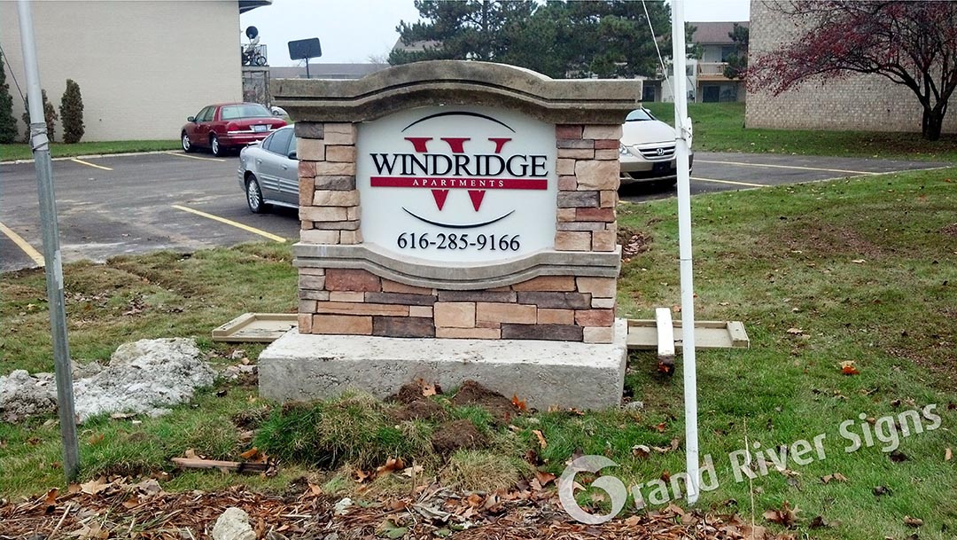 Custom Stone Monument Sign – Windridge Apartments – Grand Rapids MI